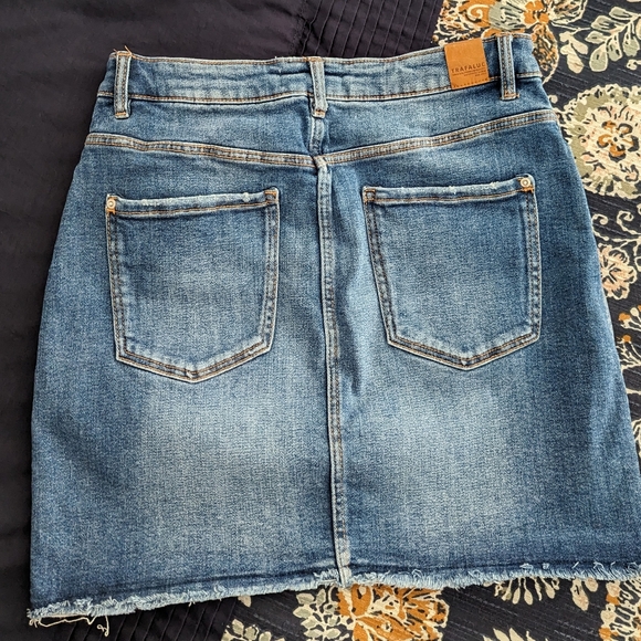 Zara Authentic denim skirt by TRF - Picture 2 of 8